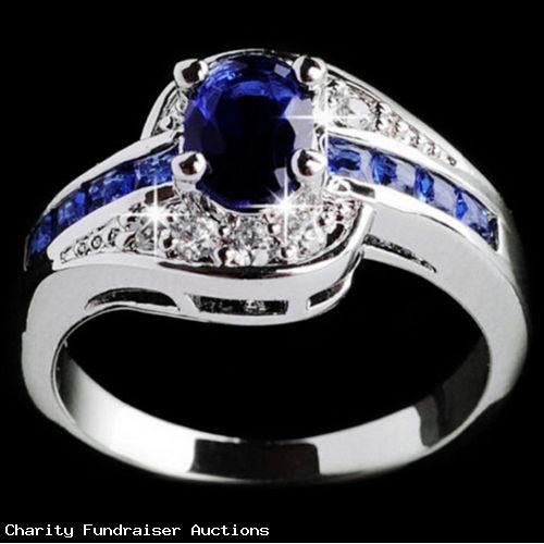 Beautiful Blue Saphire and CZ Silver Ladies Ring